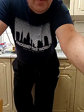 narrowboy online show from October 1, 2025, 12:44 pm