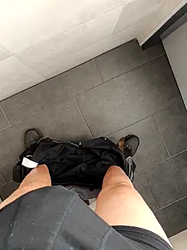 narrowboy online show from October 2, 2025, 7:37 am