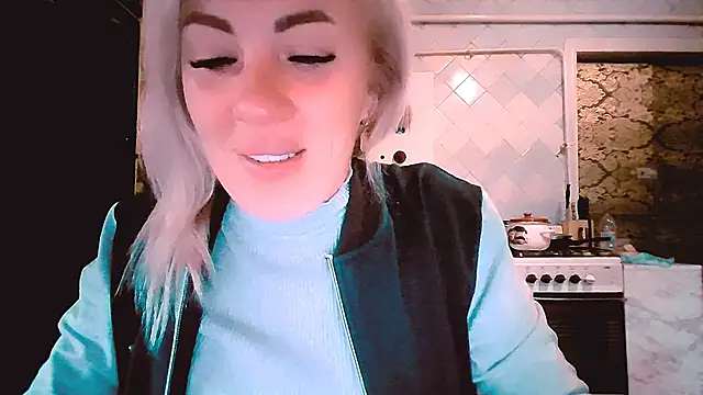 Snapshot of EmmaCat_ chatting on September 26, 2025, 8:40 am EmmaCat  online show from September 26, 2025, 8:40 am