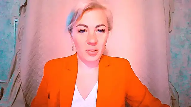 Snapshot of EmmaCat_ chatting on September 28, 2025, 4:51 am EmmaCat  online show from September 28, 2025, 4:51 am