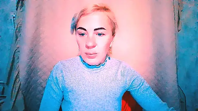 Snapshot of EmmaCat_ chatting on October 6, 2025, 4:32 am EmmaCat  online show from October 6, 2025, 4:32 am