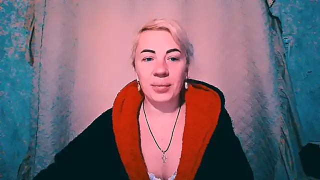 Snapshot of EmmaCat_ chatting on October 18, 2025, 5:10 am EmmaCat  online show from October 18, 2025, 5:10 am