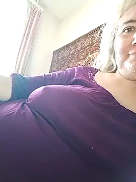 Snapshot of goodstyle chatting on October 4, 2025, 10:35 am goodstyle online show from October 4, 2025, 10:35 am