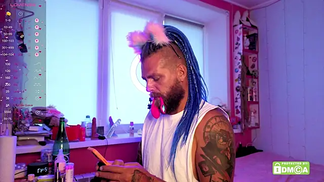  wayan  online show from October 21, 2025, 8:48 am