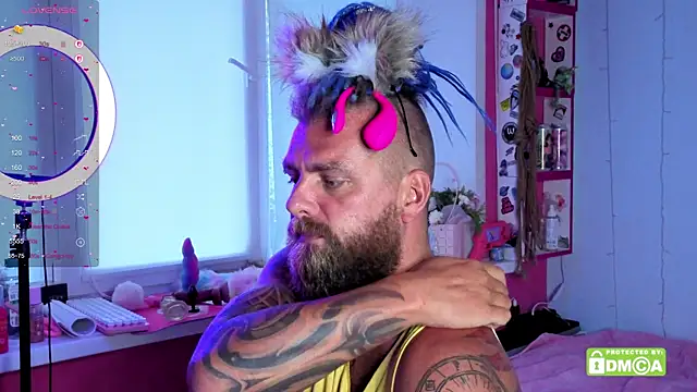  wayan  online show from October 22, 2025, 5:08 am