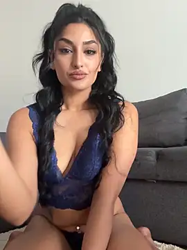 Snapshot of Mia_spicyy chatting on June 6, 2026, 8:52 am Mia spicyy online show from June 6, 2026, 8:52 am