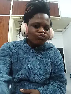 BlondieBitch online show from July 21, 2026, 4:15 am