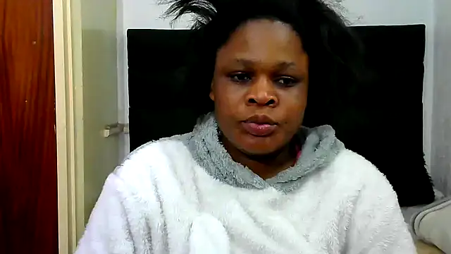 BlondieBitch online show from July 25, 2026, 5:38 am