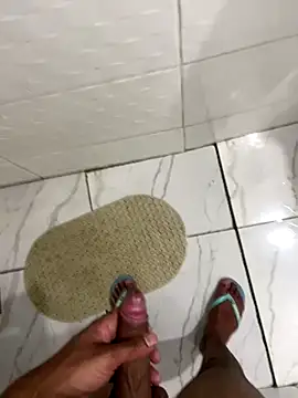 Snapshot of Morenolatino881 chatting on December 1, 2025, 11:21 pm Morenolatino881 online show from December 1, 2025, 11:21 pm