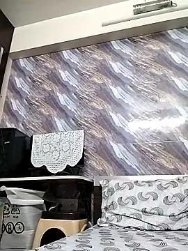 Snapshot of Loveangle1 chatting on October 19, 2025, 5:46 pm Loveangle1 online show from October 19, 2025, 5:46 pm