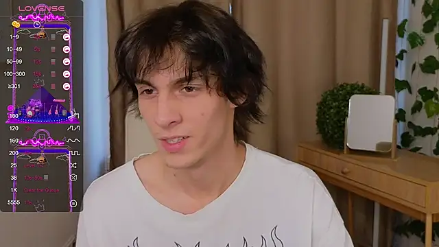 va1ora online show from September 14, 2025, 12:26 pm