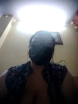 Snapshot of thehotlady chatting on May 12, 2026, 2:41 am thehotlady online show from May 12, 2026, 2:41 am
