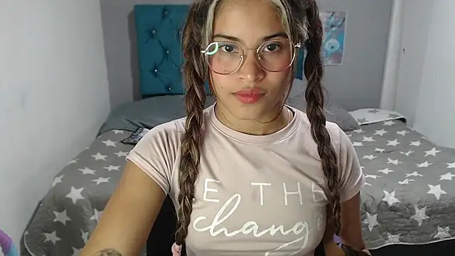 Snapshot of mia_sexgirl chatting on April 30, 2026, 9:30 pm mia sexgirl online show from April 30, 2026, 9:30 pm