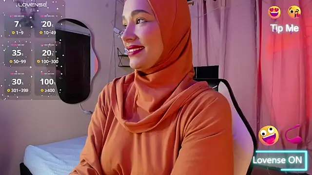 ShanaJamil online show from October 21, 2025, 12:06 pm