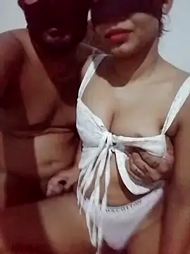 Snapshot of Ceylon_couple chatting on September 20, 2025, 11:33 am Ceylon couple online show from September 20, 2025, 11:33 am