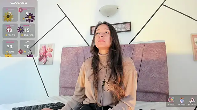 Snapshot of Julieta_Lein chatting on November 8, 2025, 1:44 pm Julieta Lein online show from November 8, 2025, 1:44 pm