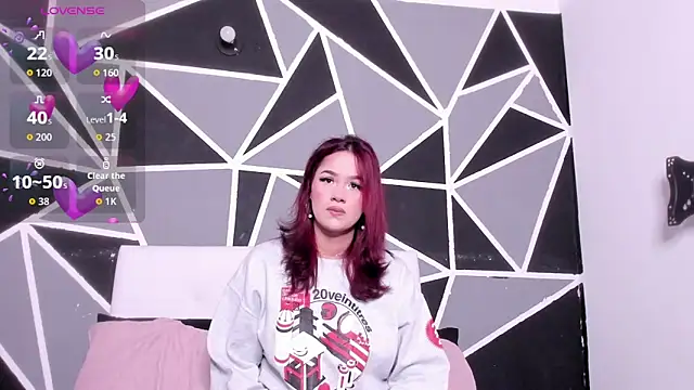 Snapshot of Victoriaa_Zans chatting on October 11, 2025, 10:25 am Victoriaa Zans online show from October 11, 2025, 10:25 am