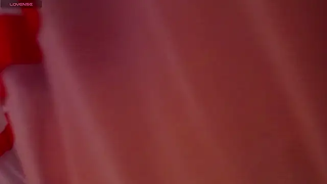 Snapshot of Ava_Raye chatting on May 28, 2026, 7:11 pm Ava Raye online show from May 28, 2026, 7:11 pm