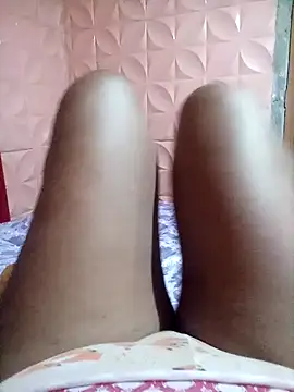 Rosabela04 online show from October 14, 2025, 12:11 am