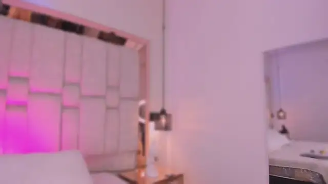 Snapshot of _GigiDoll_ chatting on September 23, 2025, 12:08 pm  GigiDoll  online show from September 23, 2025, 12:08 pm