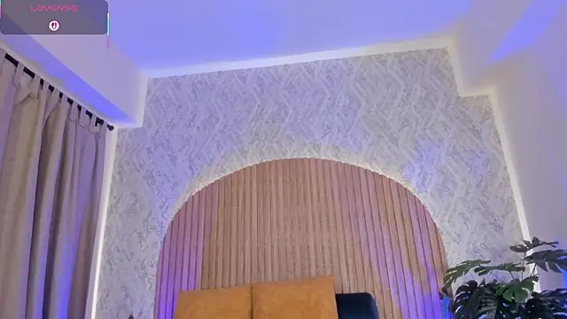 Sophiie Belle online show from September 20, 2025, 2:07 pm