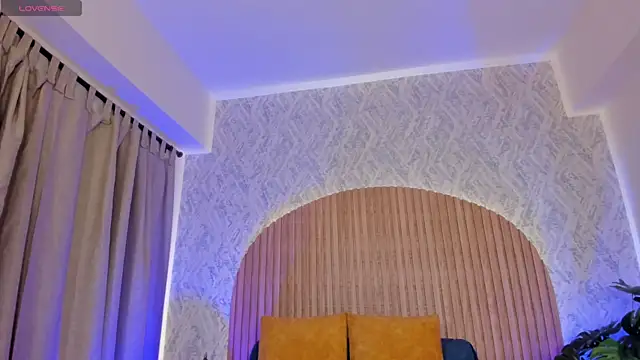 Sophiie Belle online show from October 23, 2025, 1:10 pm