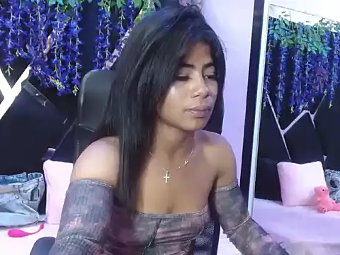 Snapshot of Zoe_Browns_ chatting on October 25, 2025, 12:51 am Zoe Browns online show from October 25, 2025, 12:51 am