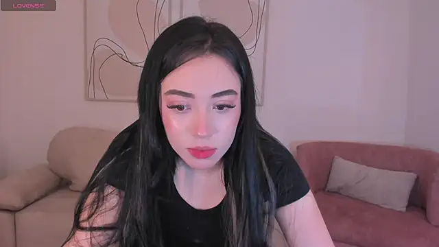 Snapshot of KatieAngelX chatting on November 2, 2025, 11:01 am KatieAngelX online show from November 2, 2025, 11:01 am