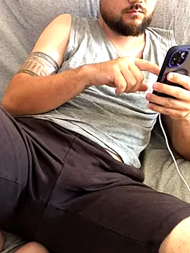 rola interior online show from September 17, 2025, 1:24 pm