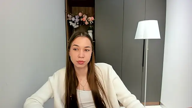 Snapshot of SharleneCarwell chatting on September 21, 2025, 4:36 am SharleneCarwell online show from September 21, 2025, 4:36 am