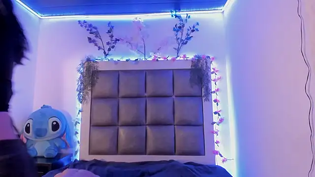 Snapshot of abbiecollins_js chatting on February 19, 2026, 3:57 am abbiecollins js online show from February 19, 2026, 3:57 am