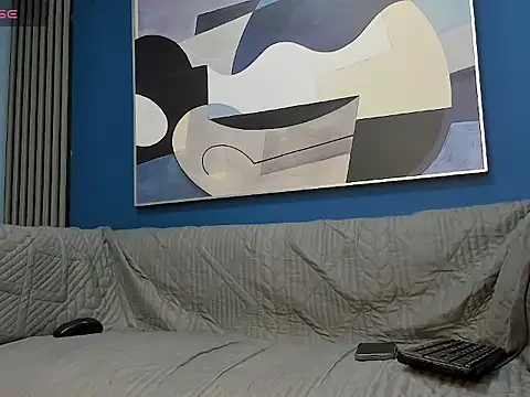 Snapshot of kevinn_blue1 chatting on September 19, 2025, 7:14 pm kevinn blue1 online show from September 19, 2025, 7:14 pm