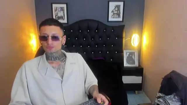 HellBoyInk online show from September 17, 2025, 9:38 pm