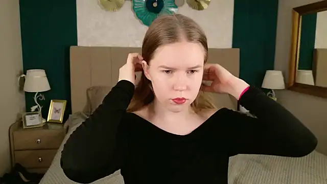 Snapshot of Alida_Brice chatting on March 23, 2026, 5:55 am Alida Brice online show from March 23, 2026, 5:55 am