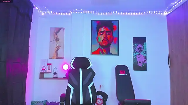 JordanRossie online show from October 8, 2025, 1:25 am