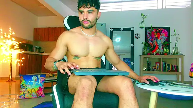 JordanRossie online show from February 13, 2026, 10:06 pm