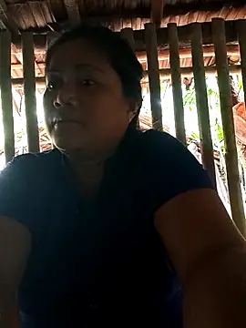 Snapshot of slutty_pinay12 chatting on October 25, 2025, 6:21 am slutty pinay12 online show from October 25, 2025, 6:21 am