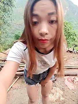 -Miu-98 online show from October 1, 2025, 11:11 pm