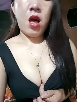 Snapshot of Luna-ass chatting on September 18, 2025, 3:52 am Luna-ass online show from September 18, 2025, 3:52 am