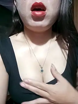 Snapshot of Luna-ass chatting on September 23, 2025, 12:24 am Luna-ass online show from September 23, 2025, 12:24 am