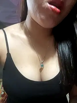 Snapshot of Luna-ass chatting on October 25, 2025, 12:40 am Luna-ass online show from October 25, 2025, 12:40 am