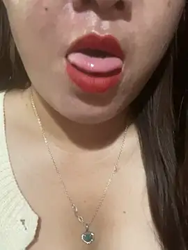 Luna-ass online show from March 19, 2026, 2:15 am