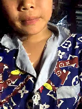 Luna-xinh04 online show from September 26, 2025, 3:27 pm
