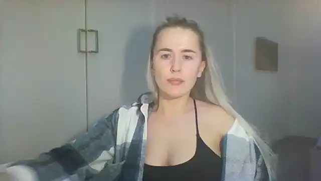 Snapshot of Frosian chatting on September 25, 2025, 10:19 am Frosian online show from September 25, 2025, 10:19 am