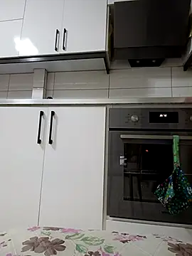 elif25 online show from September 23, 2025, 7:17 pm