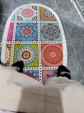 elif25 online show from September 30, 2025, 6:02 pm