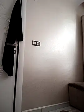 elif25 online show from October 24, 2025, 9:17 am