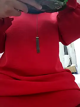 elif25 online show from October 28, 2025, 7:38 pm