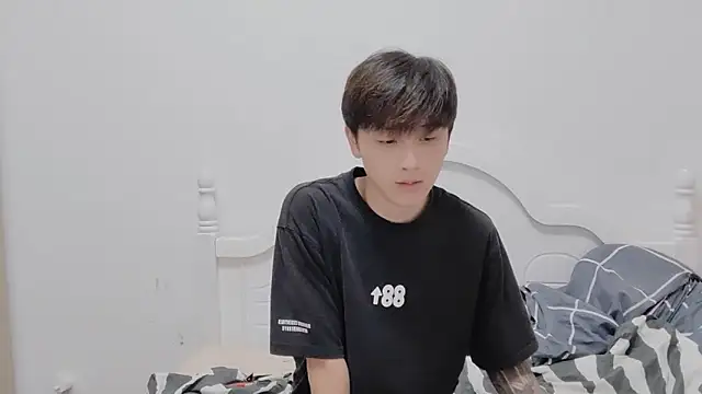 Snapshot of xiaoyi2563 chatting on October 20, 2025, 12:38 pm xiaoyi2563 online show from October 20, 2025, 12:38 pm