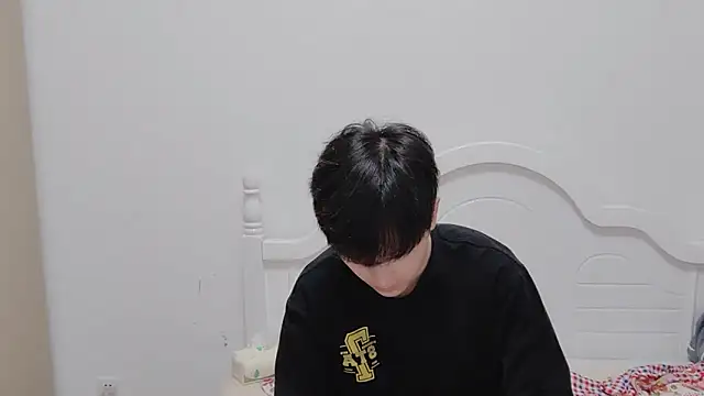 Snapshot of xiaoyi2563 chatting on November 7, 2025, 10:04 am xiaoyi2563 online show from November 7, 2025, 10:04 am